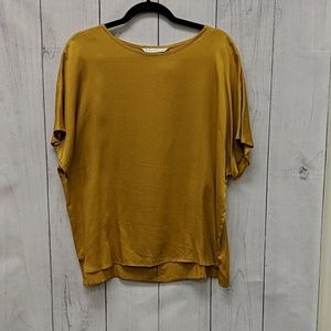 Melrose Gold Flowy Short Sleeve Summer Blo…